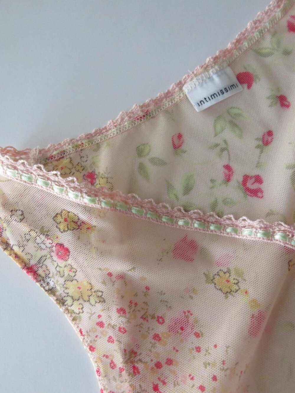 Vintage Italian Sheer Pink Floral Mesh Tank Top, Vintage Intimissimi Ditsy Rose - Picture 8 of 10